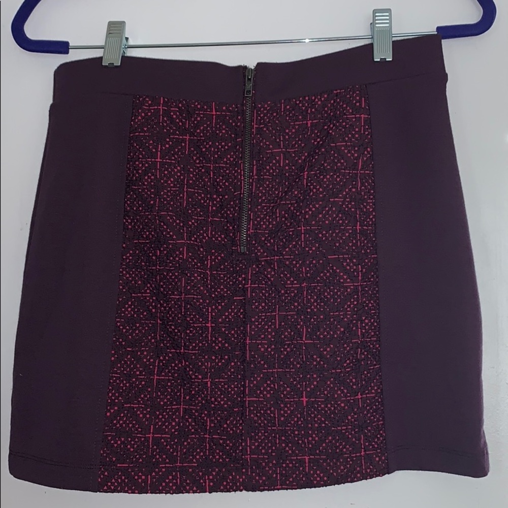 Mini skirt - Picture 2 of 5